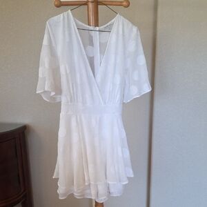 NWT Charlotte Russe White Polka Dot V‑Neck Mini Dress, Medium